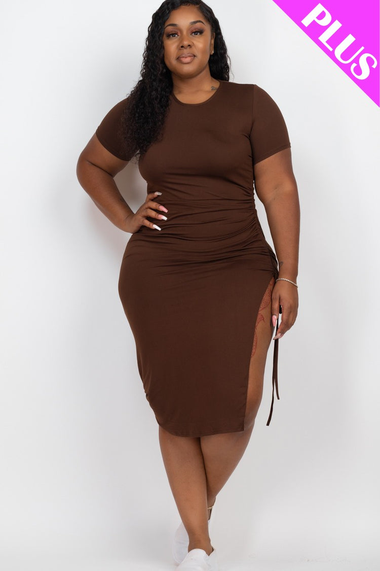 Plus Size Ruched Short Sleeve Midi Dress