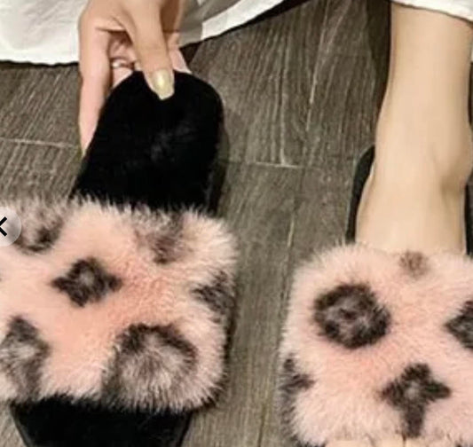Monogram fluffy slippers
